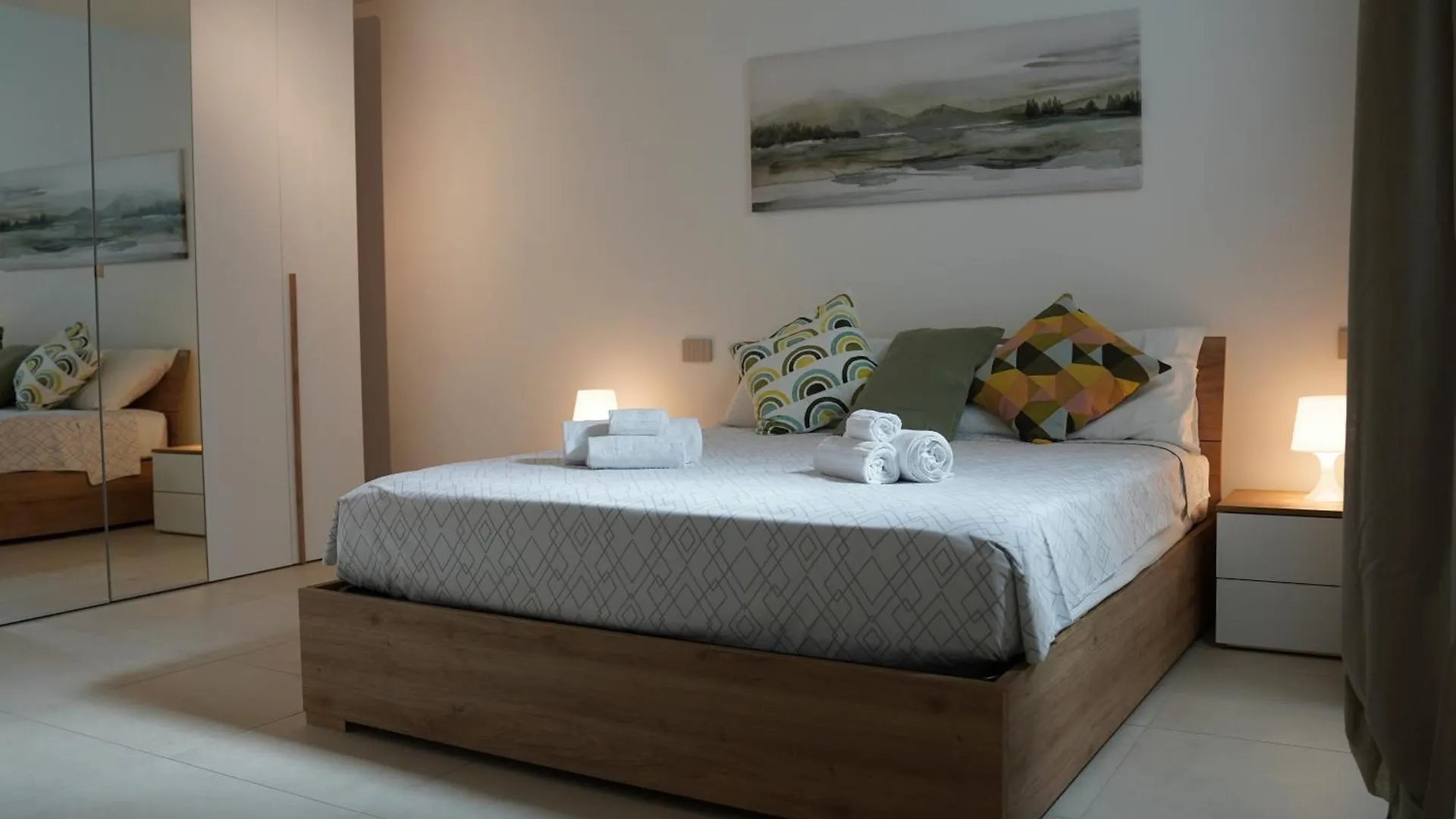 Apartment Monumentale M5 Apt - 6 Ospiti & Famiglie Con 2 Bagni E Suite Milan Italy